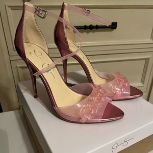 Jessica Simpson Wayri Pump💞